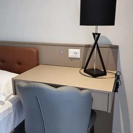 Apartamento Hermanos 114 *