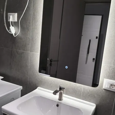 Hermanos 114 * Shëngjin