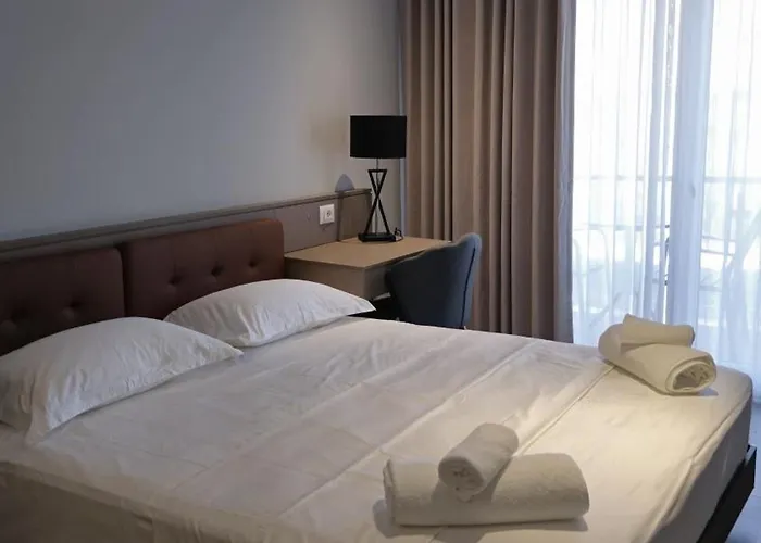 Hermanos 114 アパート